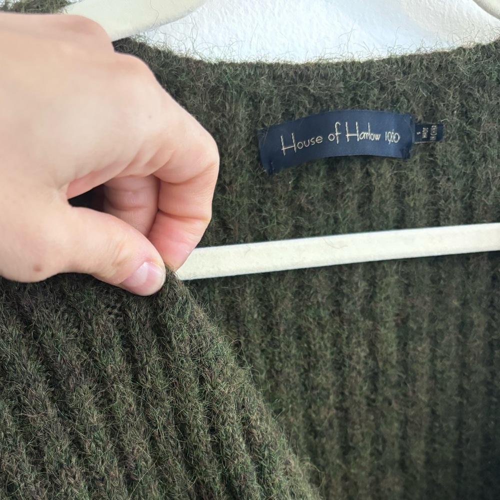 House of Harlow 1960 Women's Green Wrap Sweater